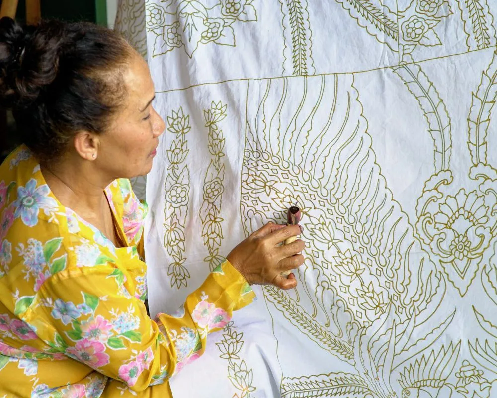 Kampung kecil, ribuan lembar cerita