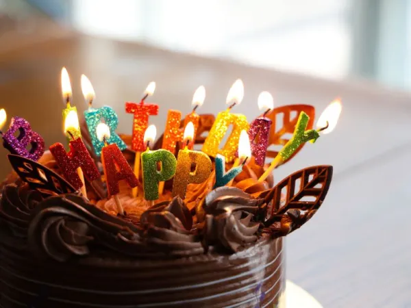 Tart Lilin Huruf