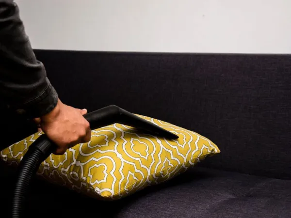 Bantal & Kursi Makan