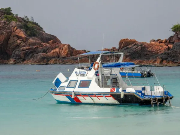 Trip Kapal Seharian
