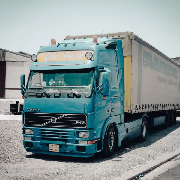 Truk tronton