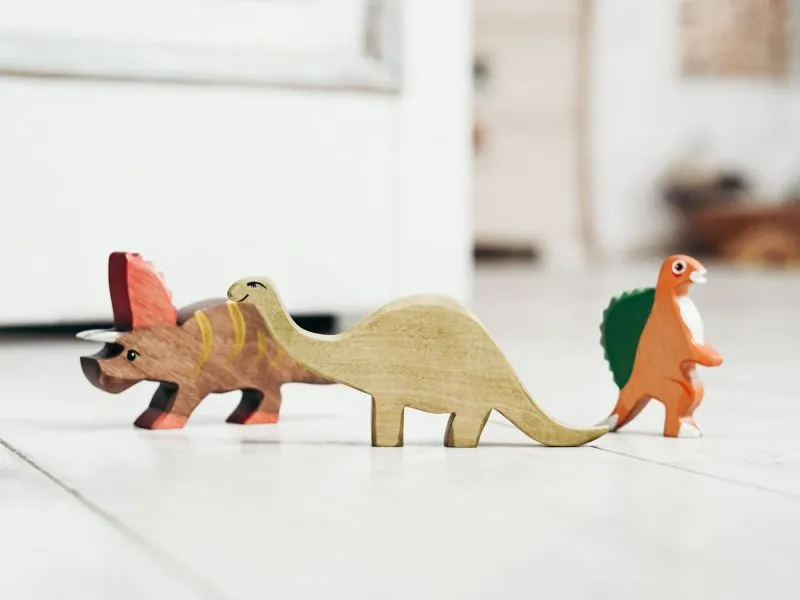Dinosaurus Kayu