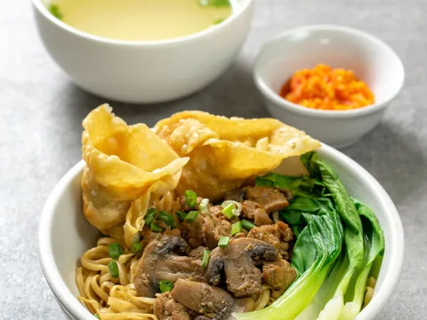 Bakmi Ayam Jamur Lebar