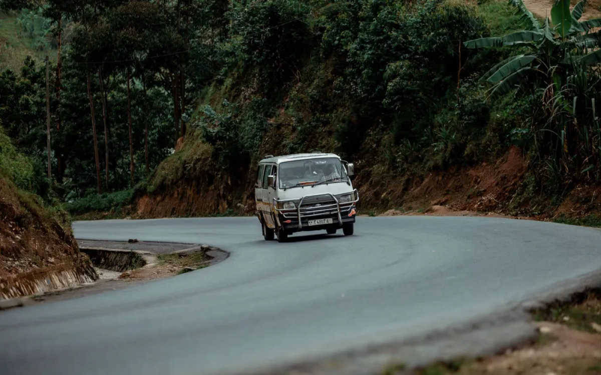 3 pertanyaan yang sering diajukan seputar sewa minibus & travel