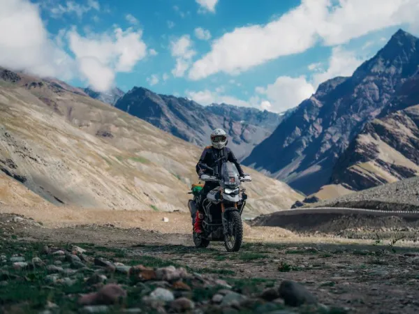 Adventure 1200