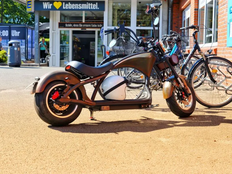 Motor Listrik Retro