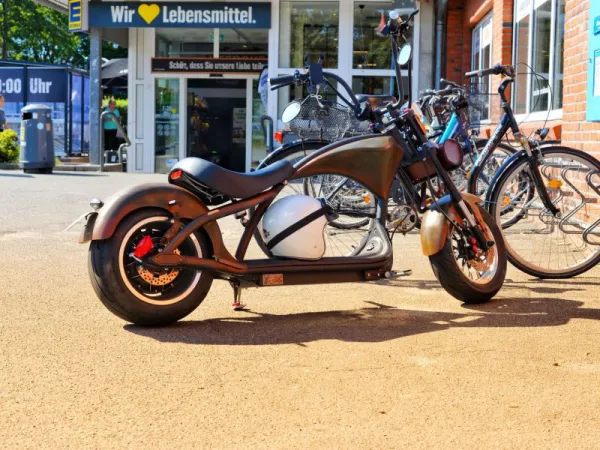 Motor Listrik Retro