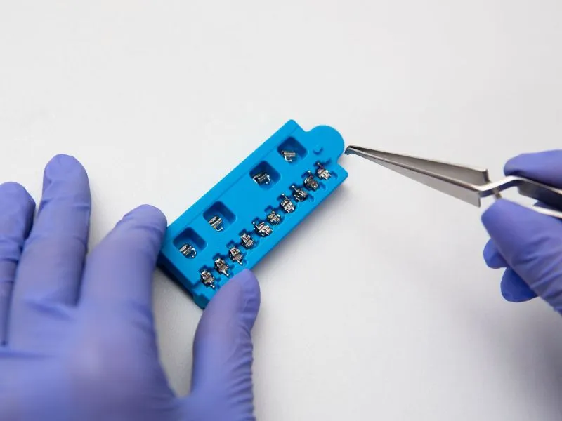 Self-Ligating