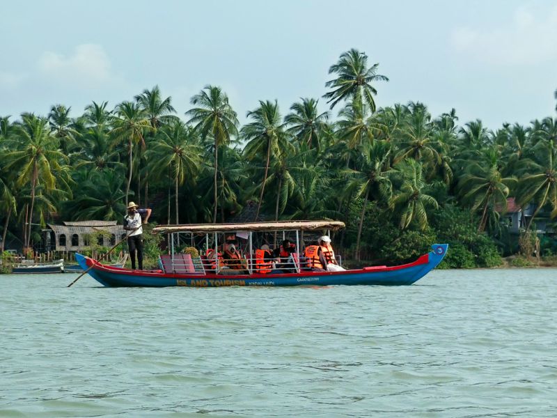 Perahu Mancing