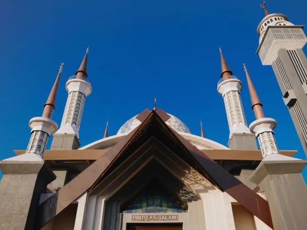 Renovasi masjid