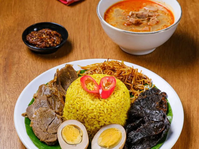 Nasi Kuning Rendang Beku