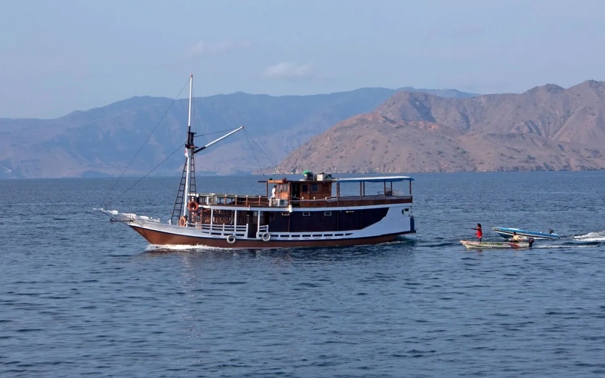 4 pertanyaan yang sering diajukan seputar sailing trip & island hopping