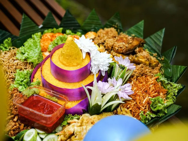 Tumpeng 17-an Merah Putih