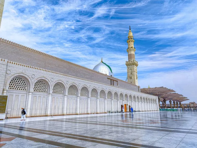 Umrah Keluarga 12 Hari